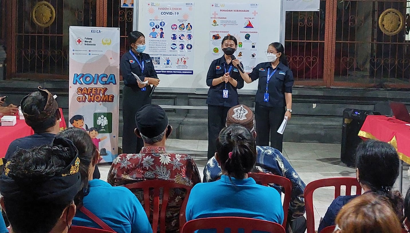 Kelompok 5 Duta Kemanusiaan