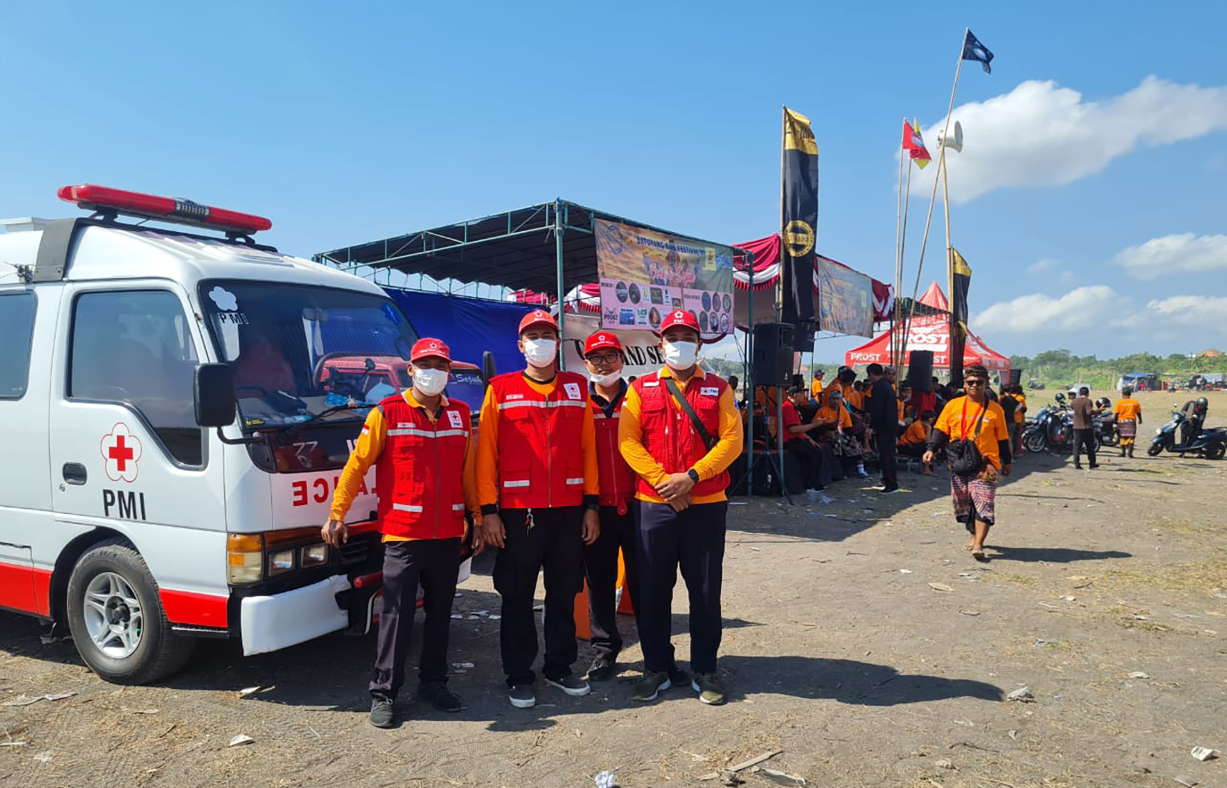 PMI Kota Denpasar Berikan Dukungan Medis di Batuyang Kite Festival 2023