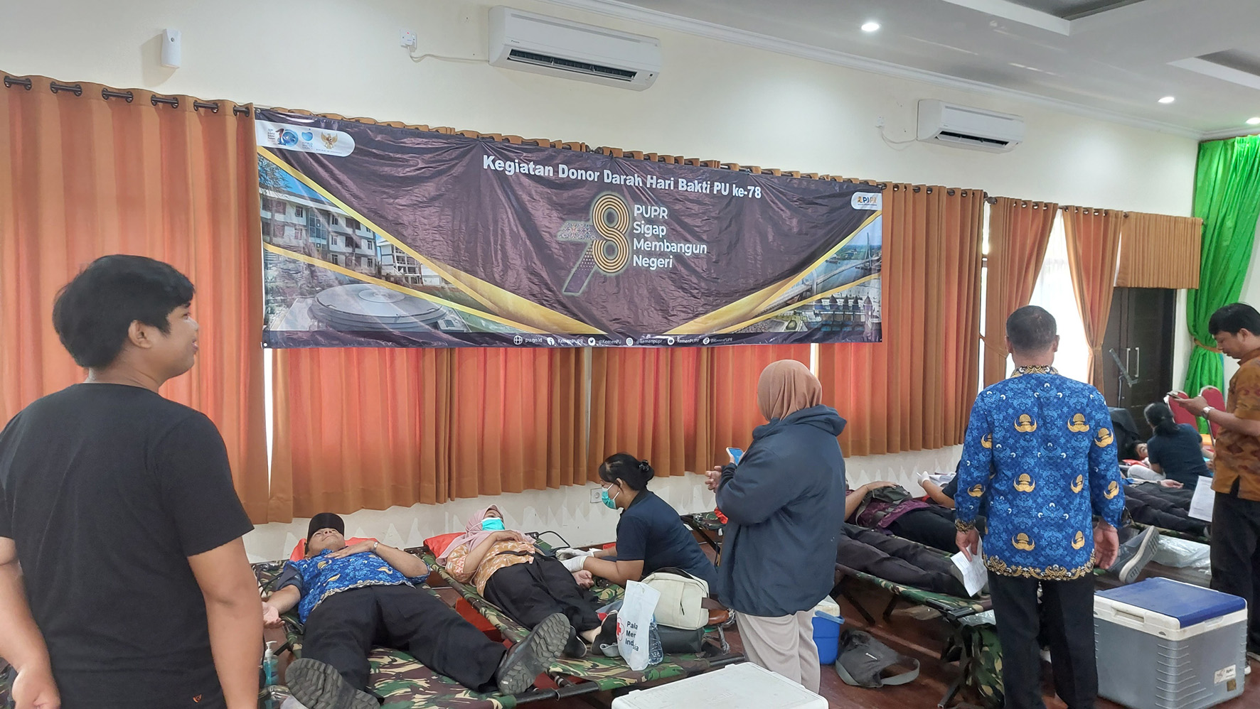 Kegiatan Donor Darah dalam Rangkaian Hari Bakti PU Ke-78