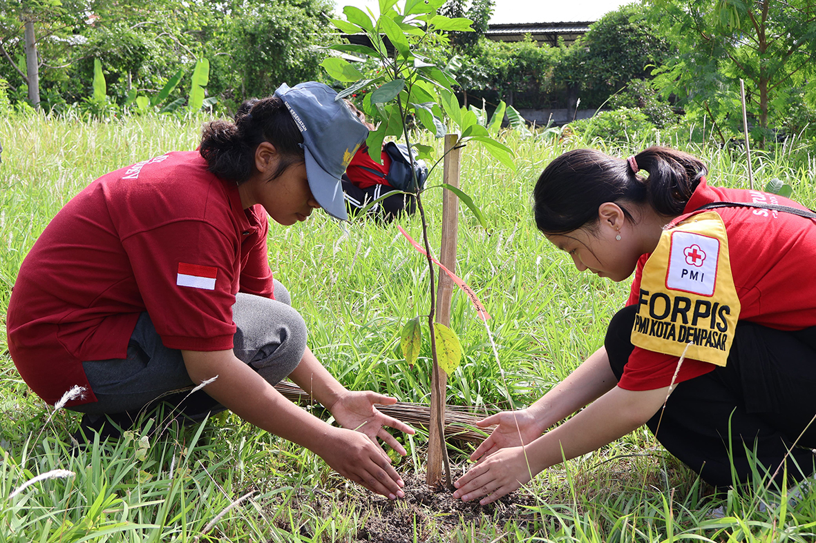 PMI Kota Denpasar Gelar Kampanye Hijau dan Adaptasi Perubahan Iklim