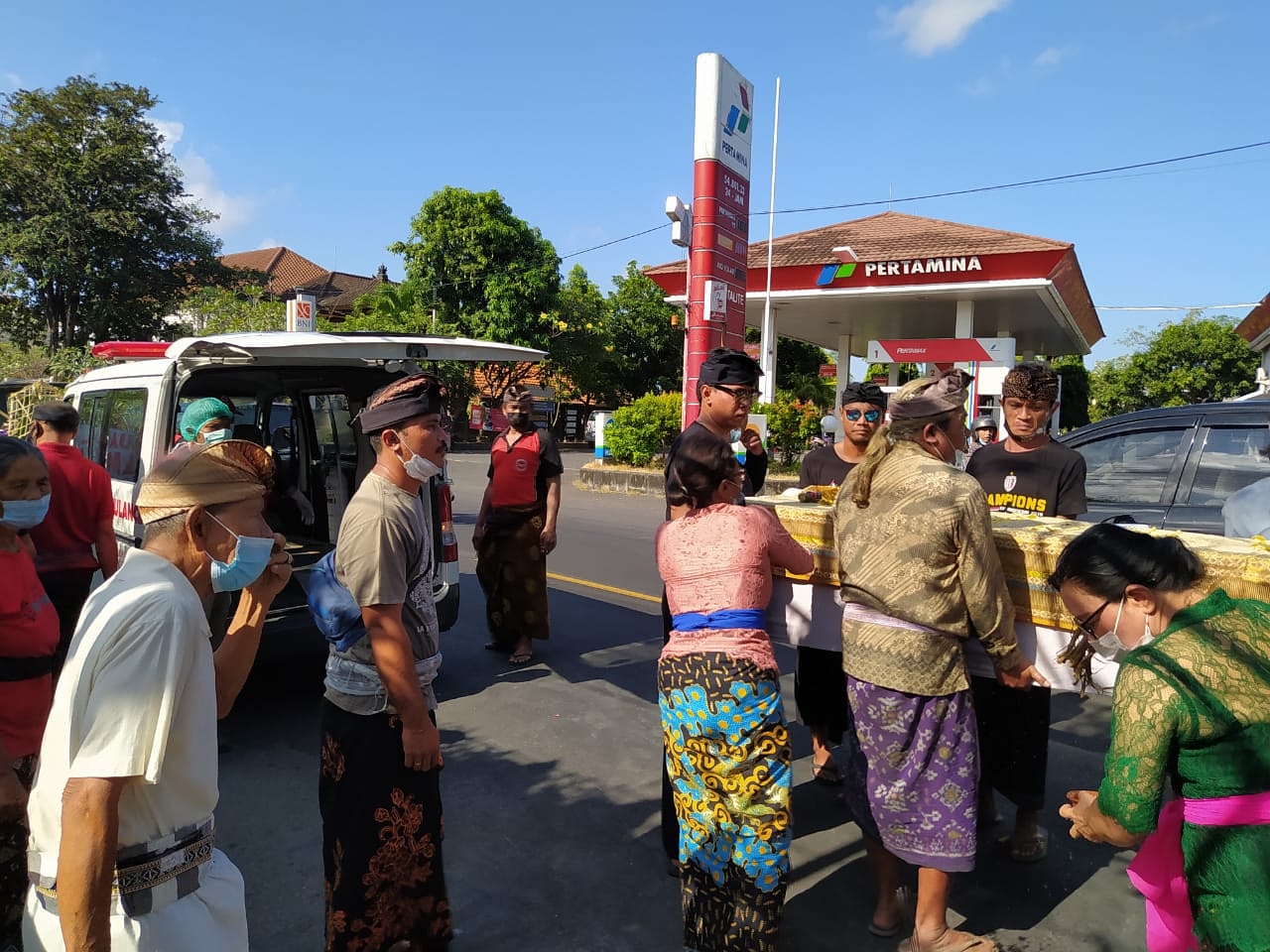 Ambulance PMI Pelayanan Jenazah ke Setra Badung