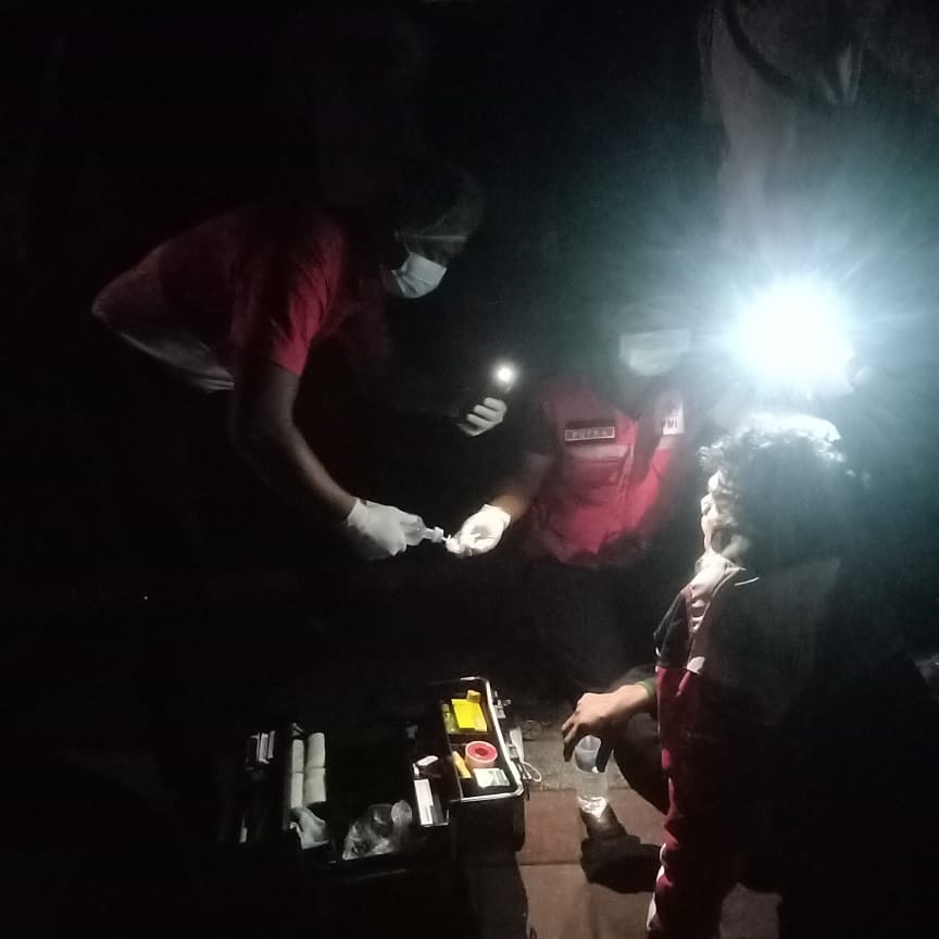 Ambulance PMI Penanganan Korban Lakalantas Jl. Imam Bonjol